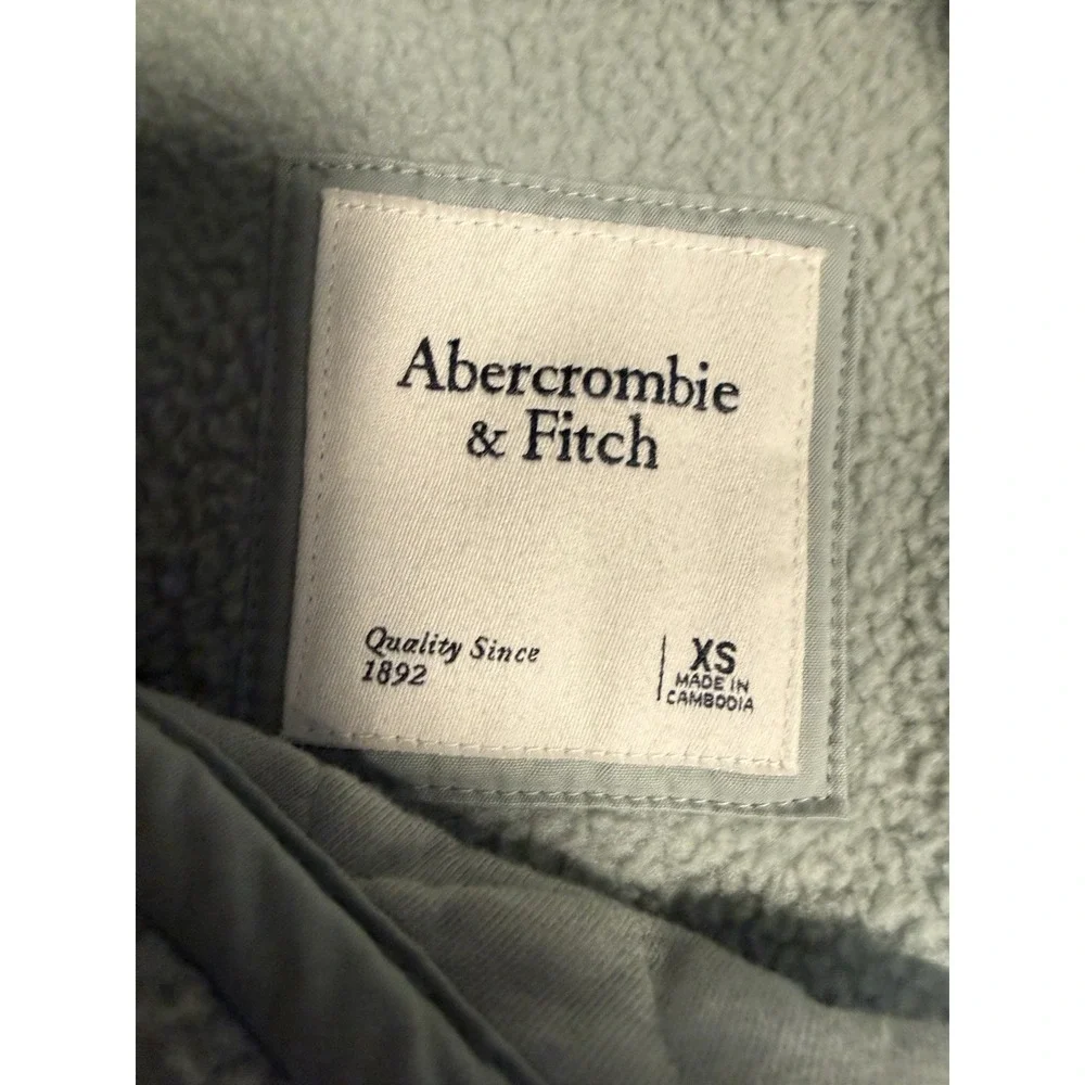 Abercrombie & Fitch‎ Sweater Womens XS Mint Outdoors Sherpa Hiking Ladies